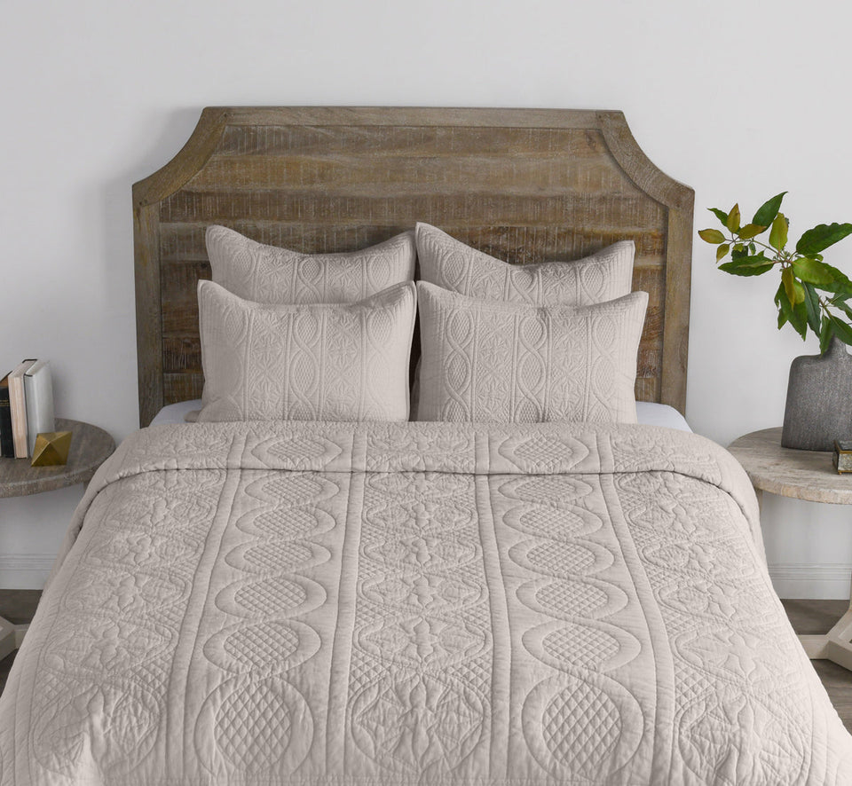 Anessa Quilt Collection