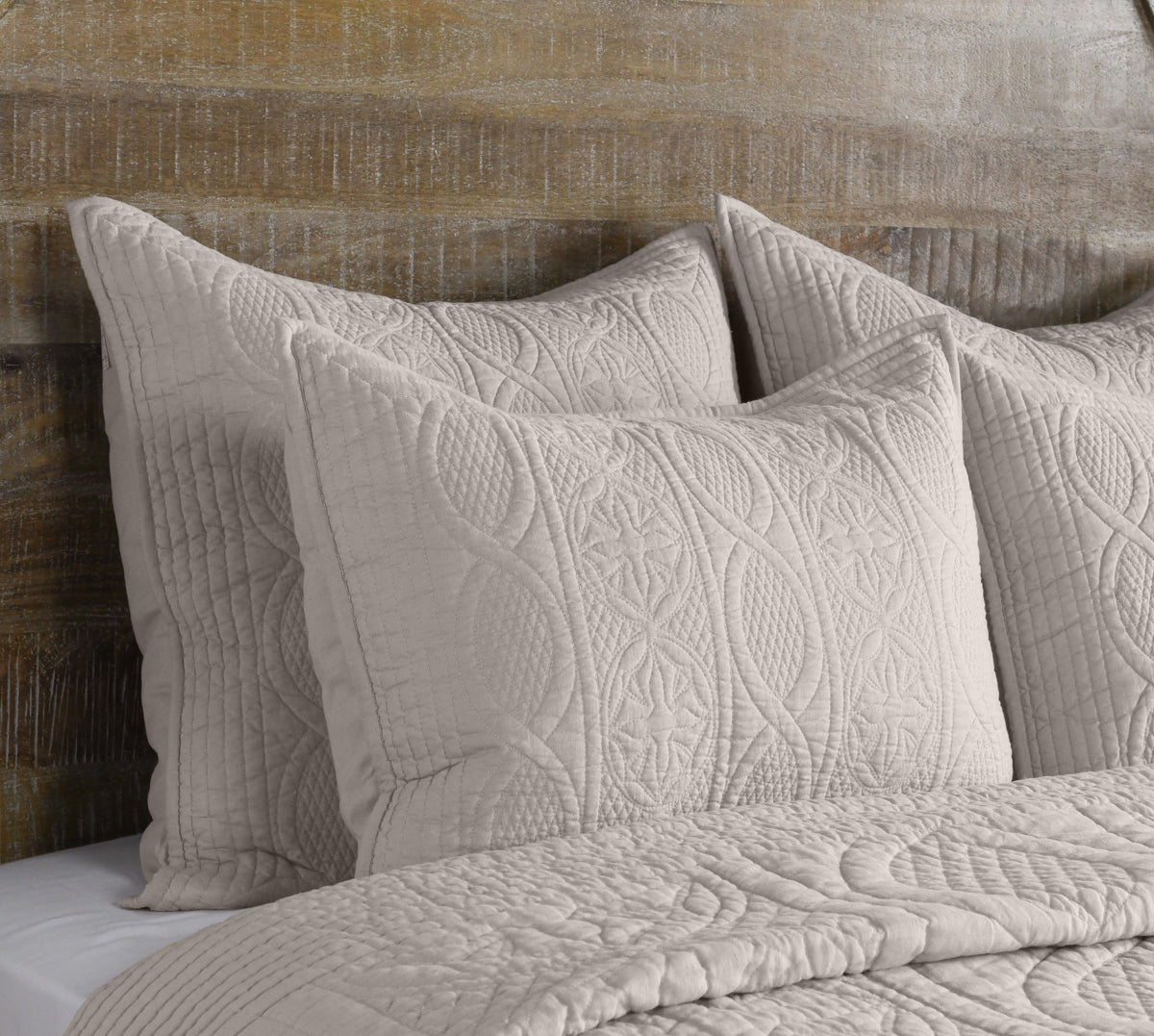 Anessa Quilt Collection