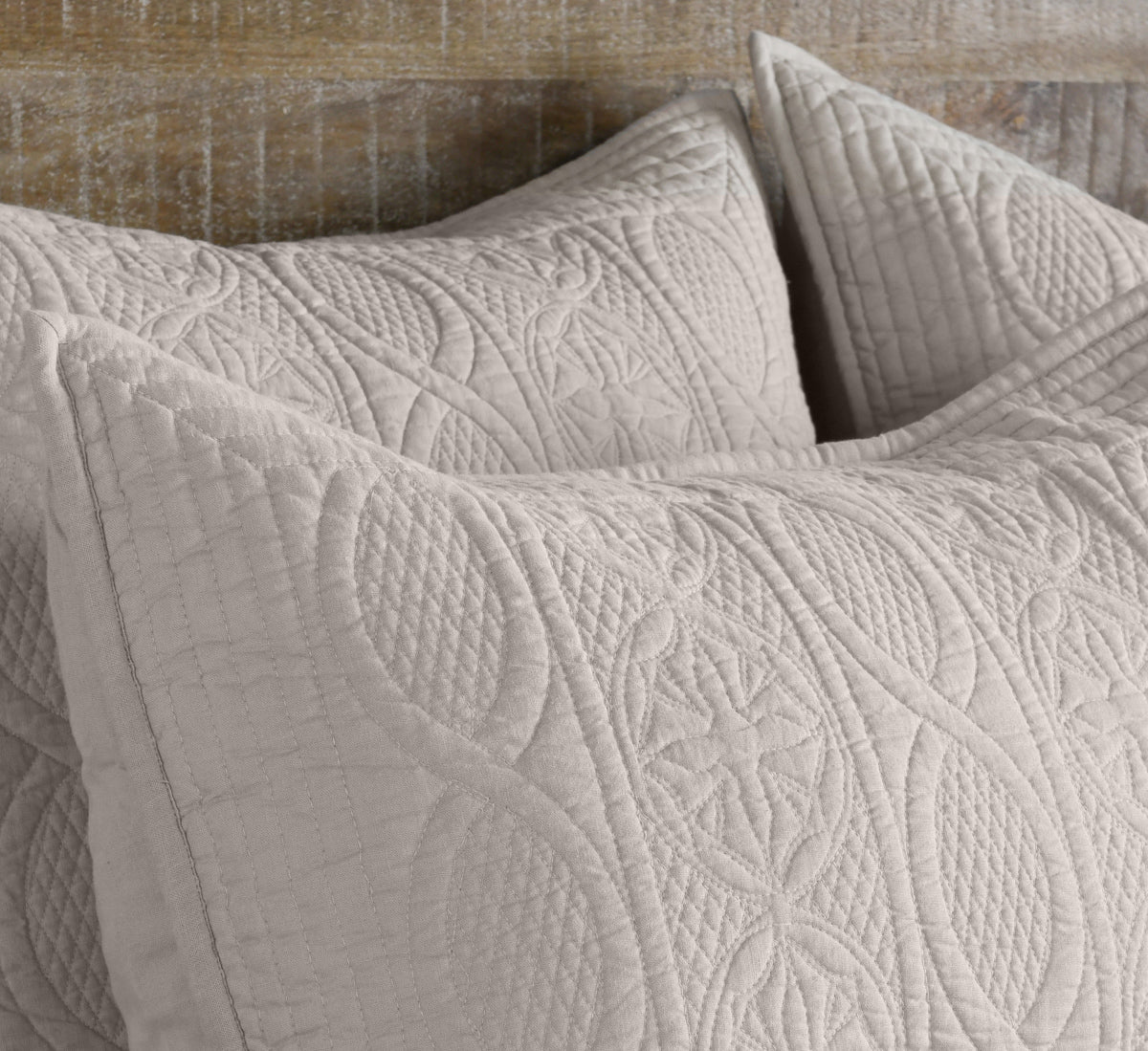 Anessa Quilt Collection