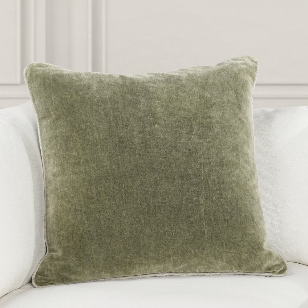 SLD Heirloom Velvet Multiple Sizes - Moss lifestyle