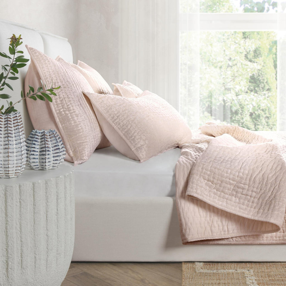 Bari Velvet Quilt Collection