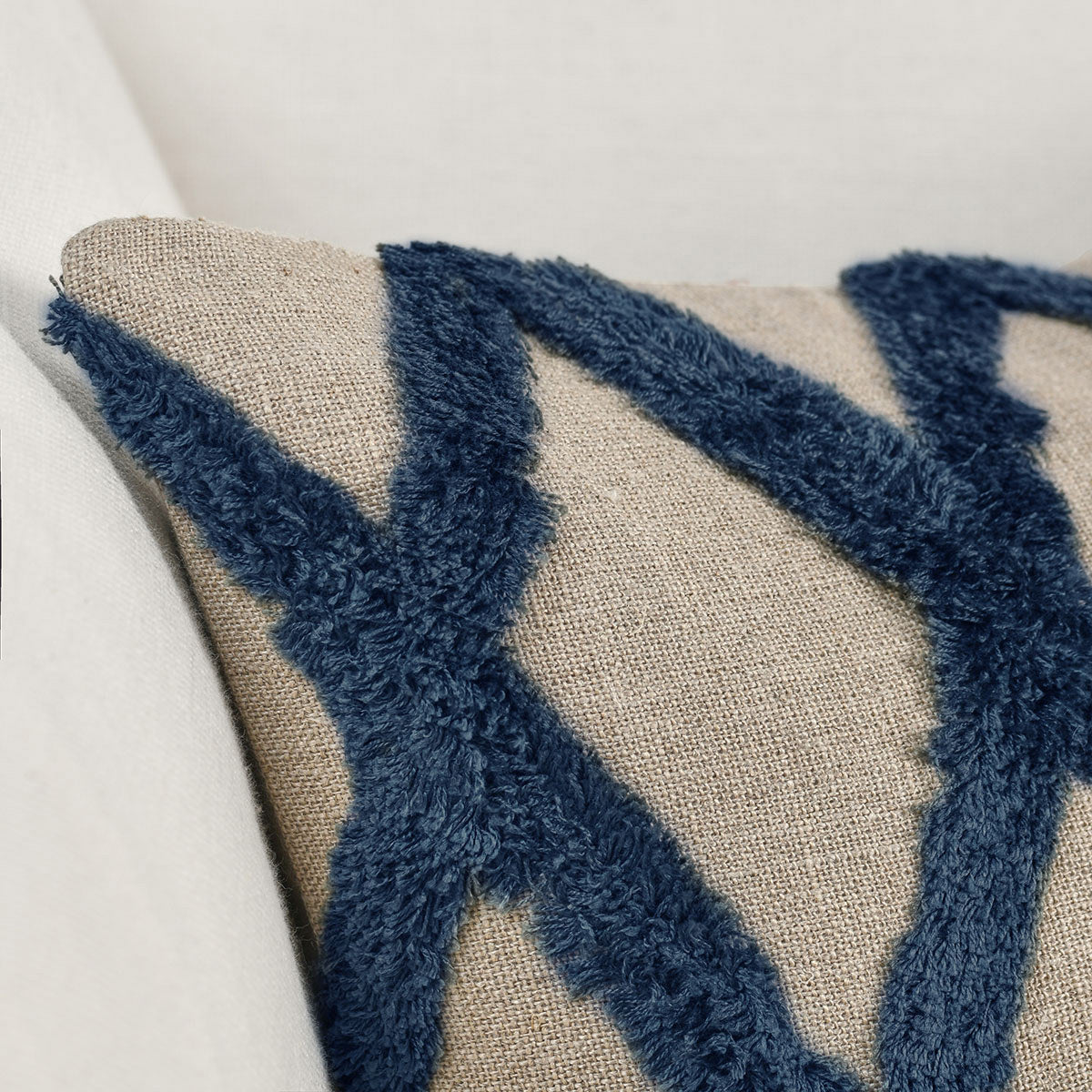 DV Caro Pillow