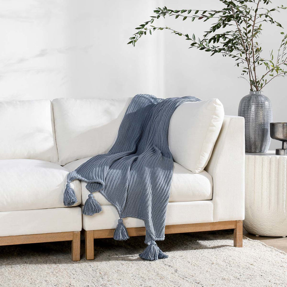 TC Veda Throw