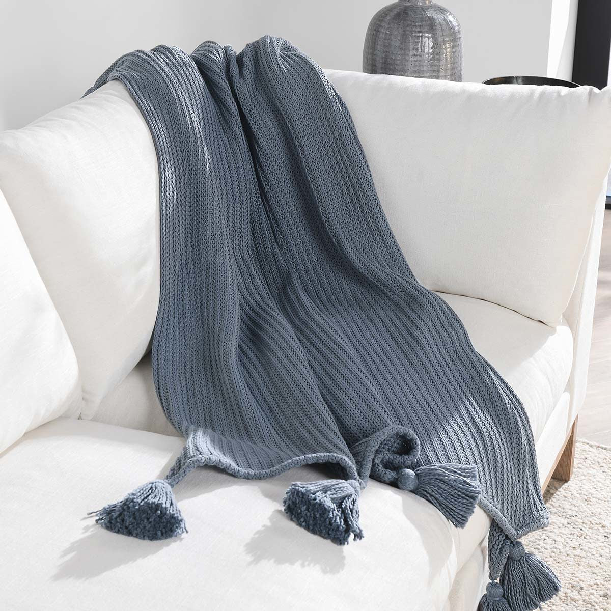 TC Veda Throw