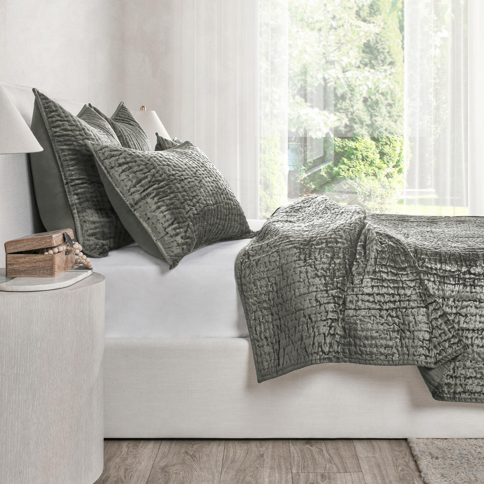 Bari Velvet Quilt Collection