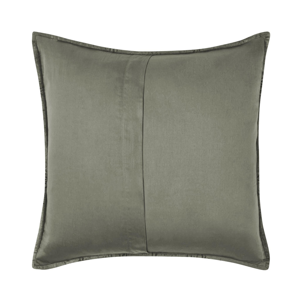Bari Velvet Quilt Collection