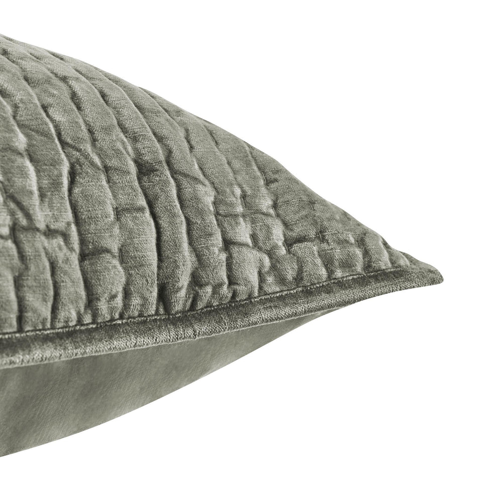 Bari Velvet Quilt Collection