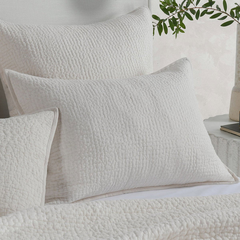 Danica Quilt Collection