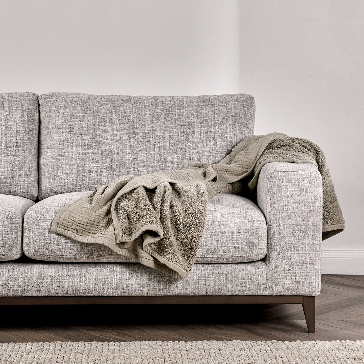 TC Cardiff Throw