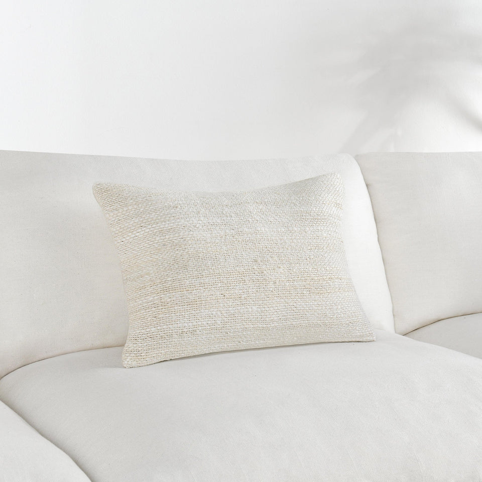 ST Halter Pillow