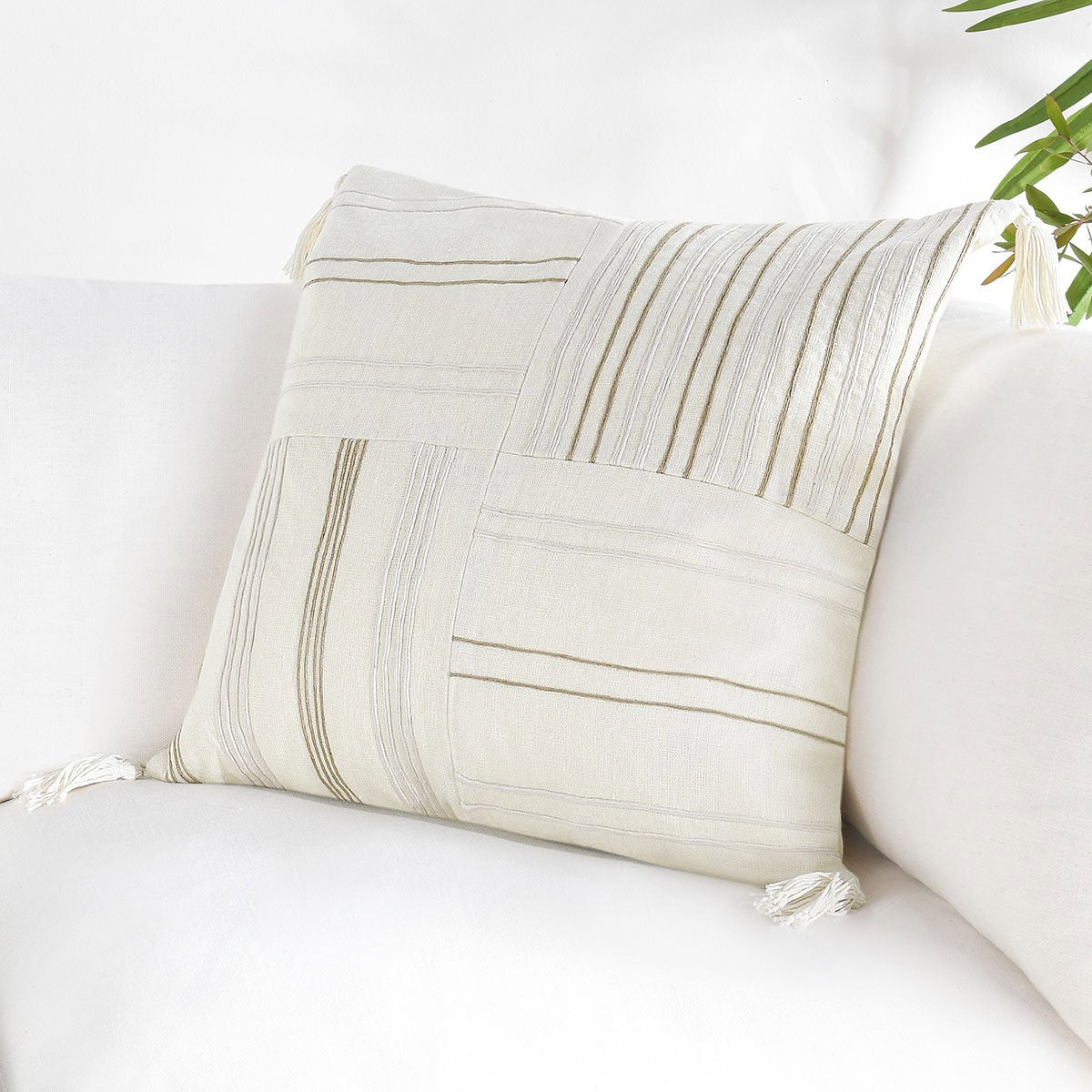 ST Apana Pillow