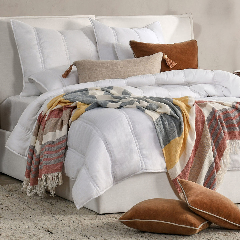 Rowen Quilt Collection