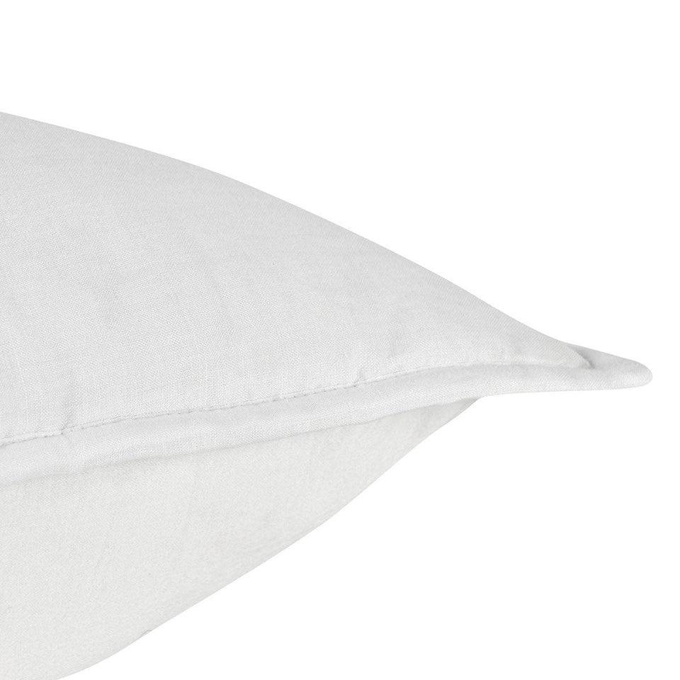 Rowen Quilt Collection