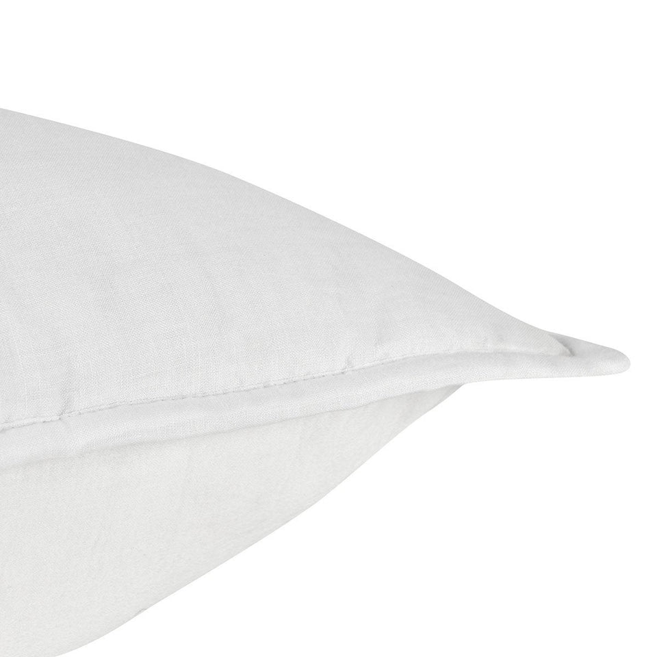 Rowen Quilt Collection