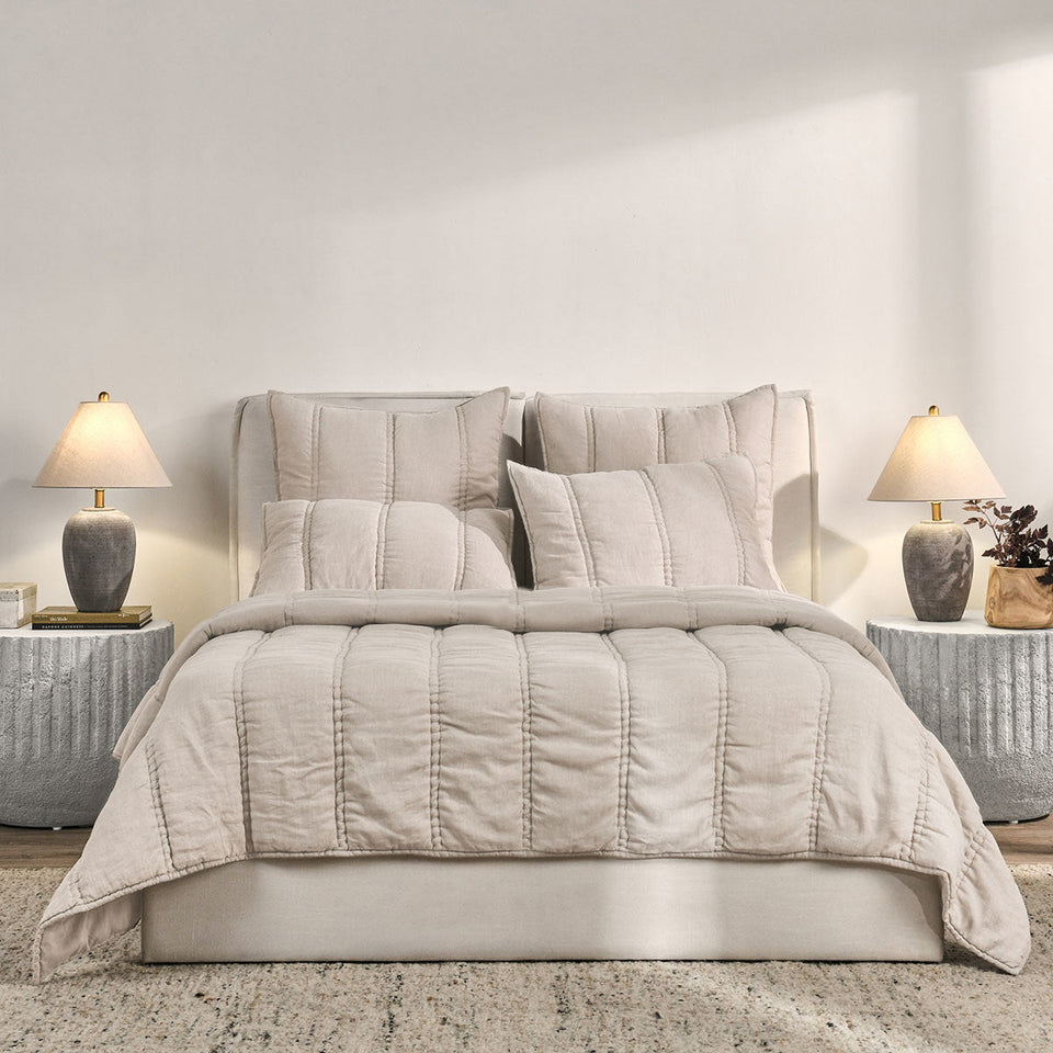 Rowen Quilt Collection