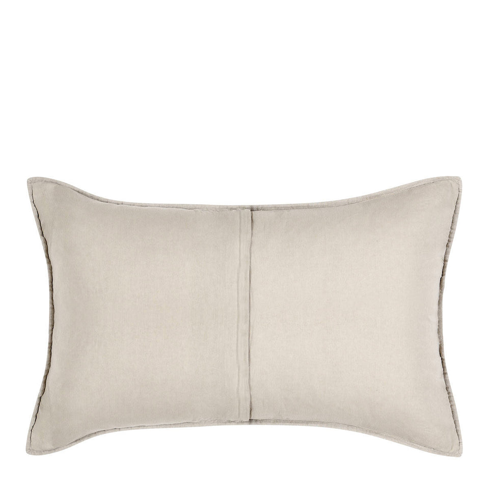 Rowen Quilt Collection