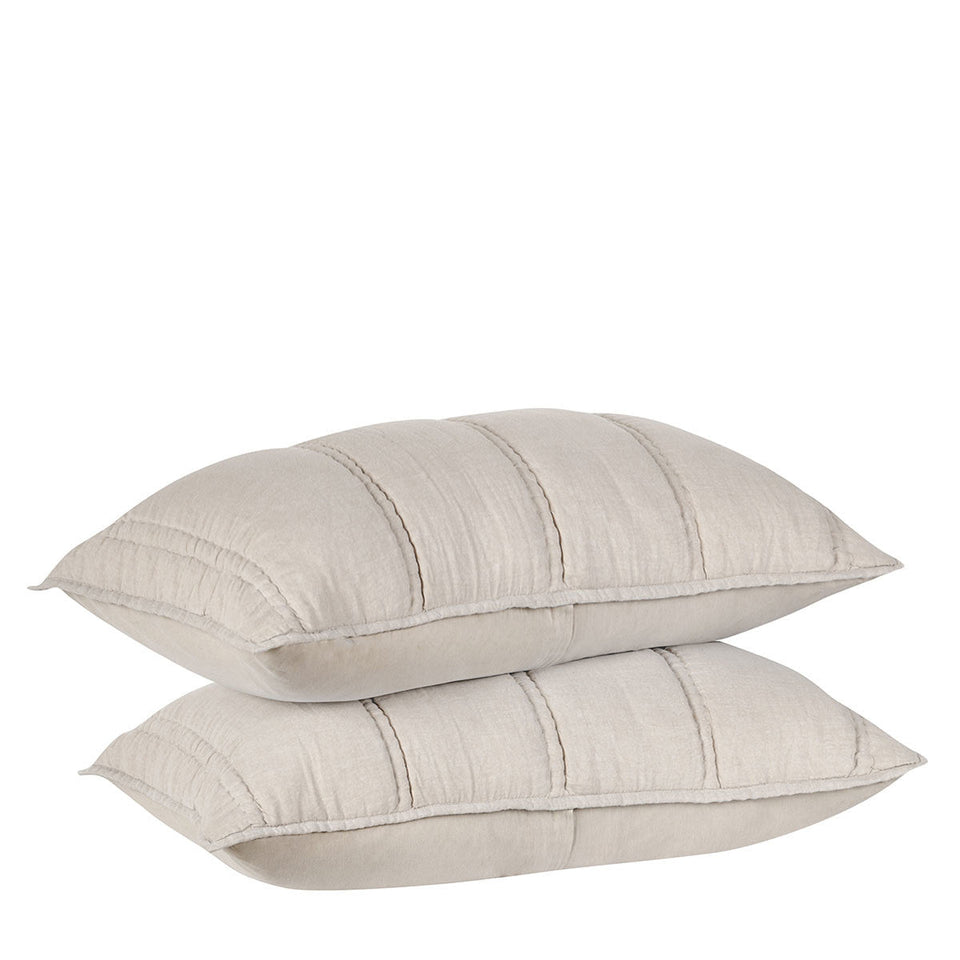 Rowen Quilt Collection