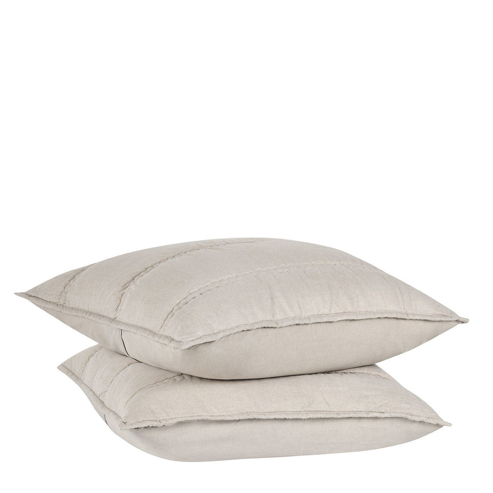Rowen Quilt Collection