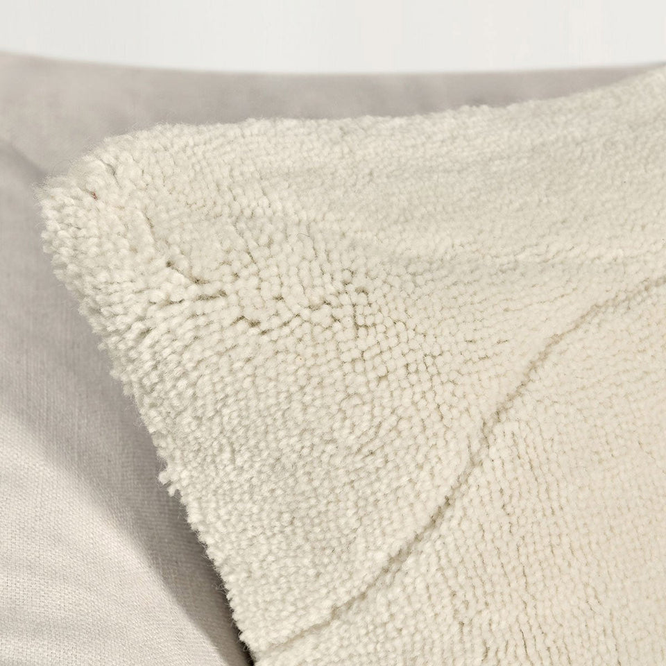 RN Mercer Pillow