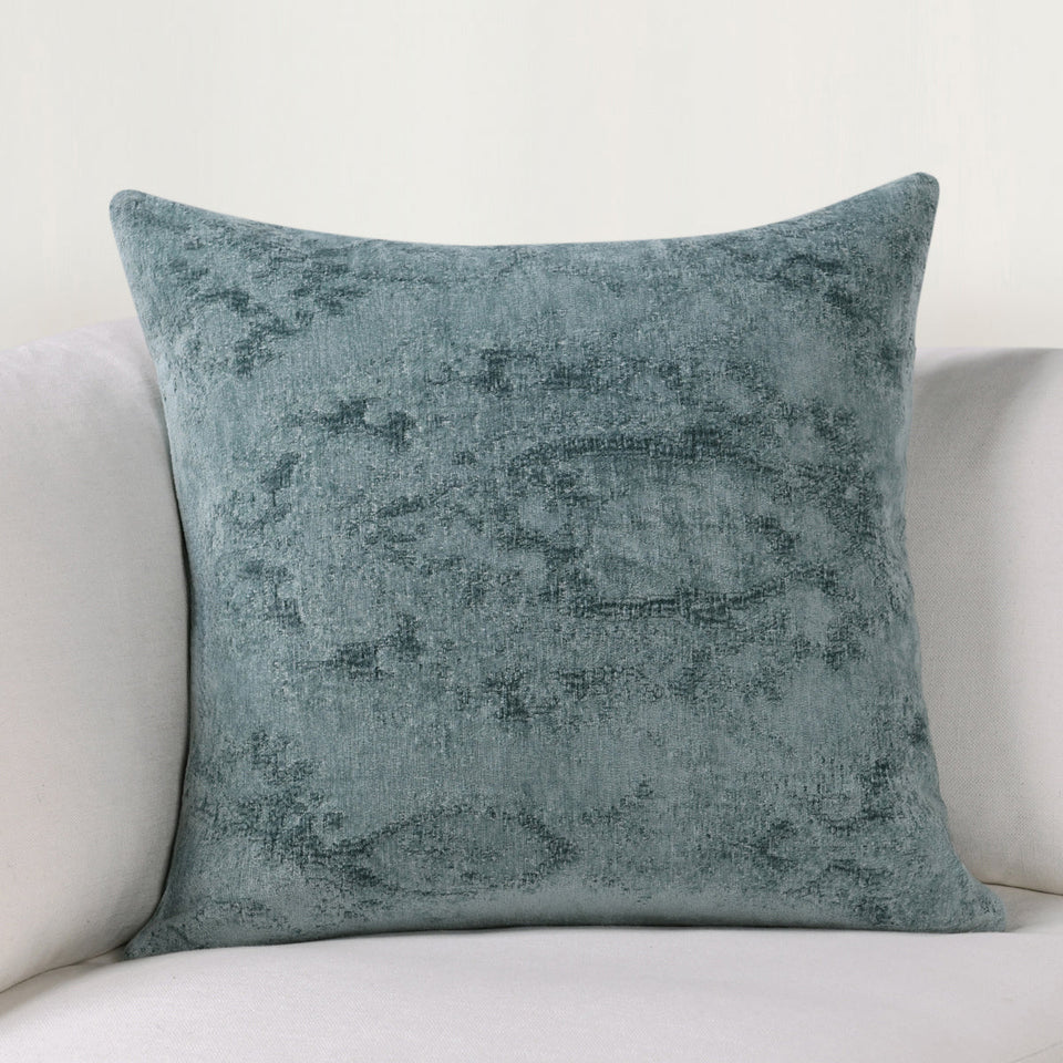 SLD Oliver Pillow