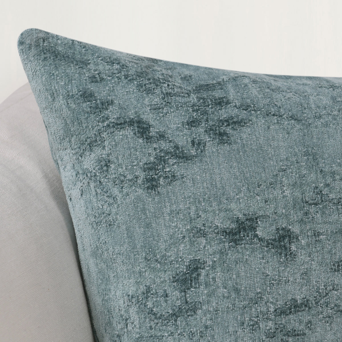 SLD Oliver Pillow