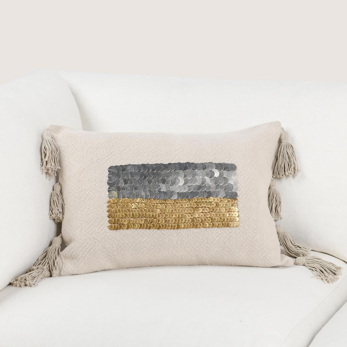 RO Tanga Pillow
