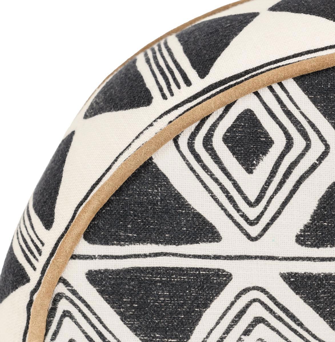 RO Nubia Pillow