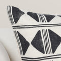 RO Nubia Pillow