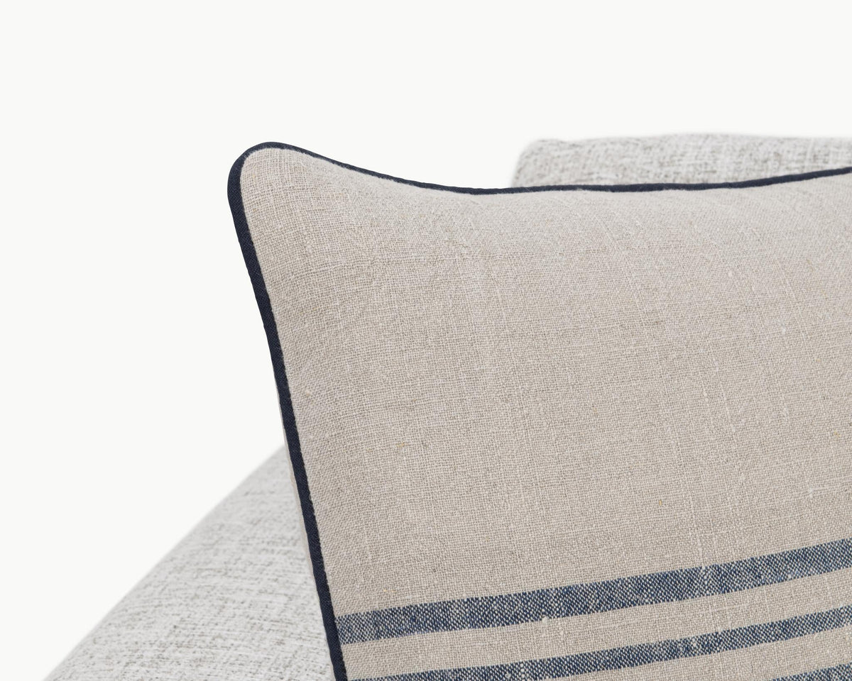VC Newport Pillow
