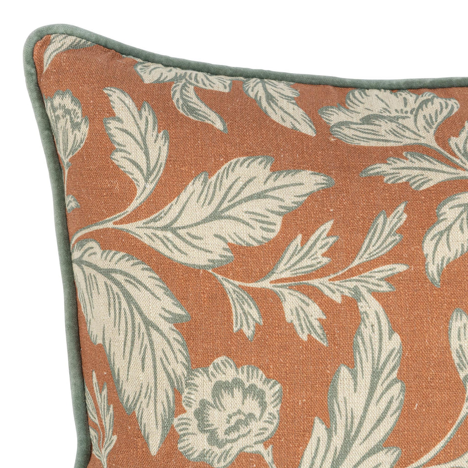 NV Davenport Pillow