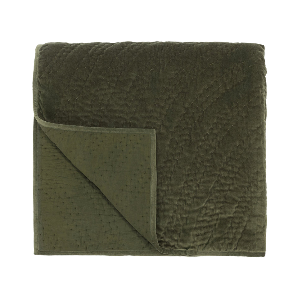 Elms Velvet Quilt Collection