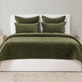 Elms Velvet Quilt Collection