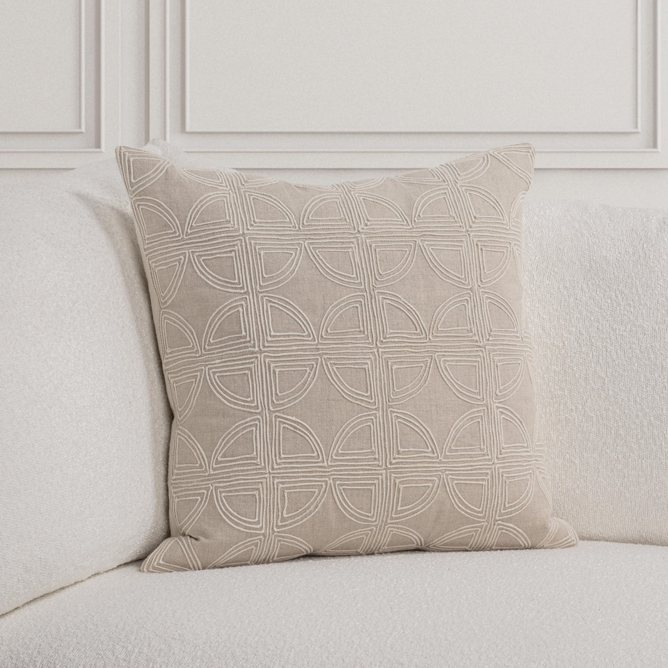 VC Elea Pillow
