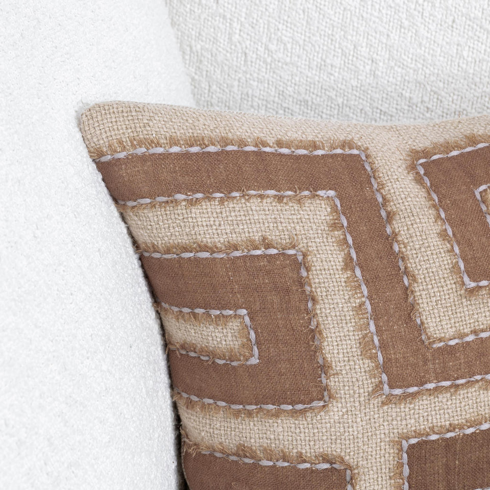 VC Mateo Pillow