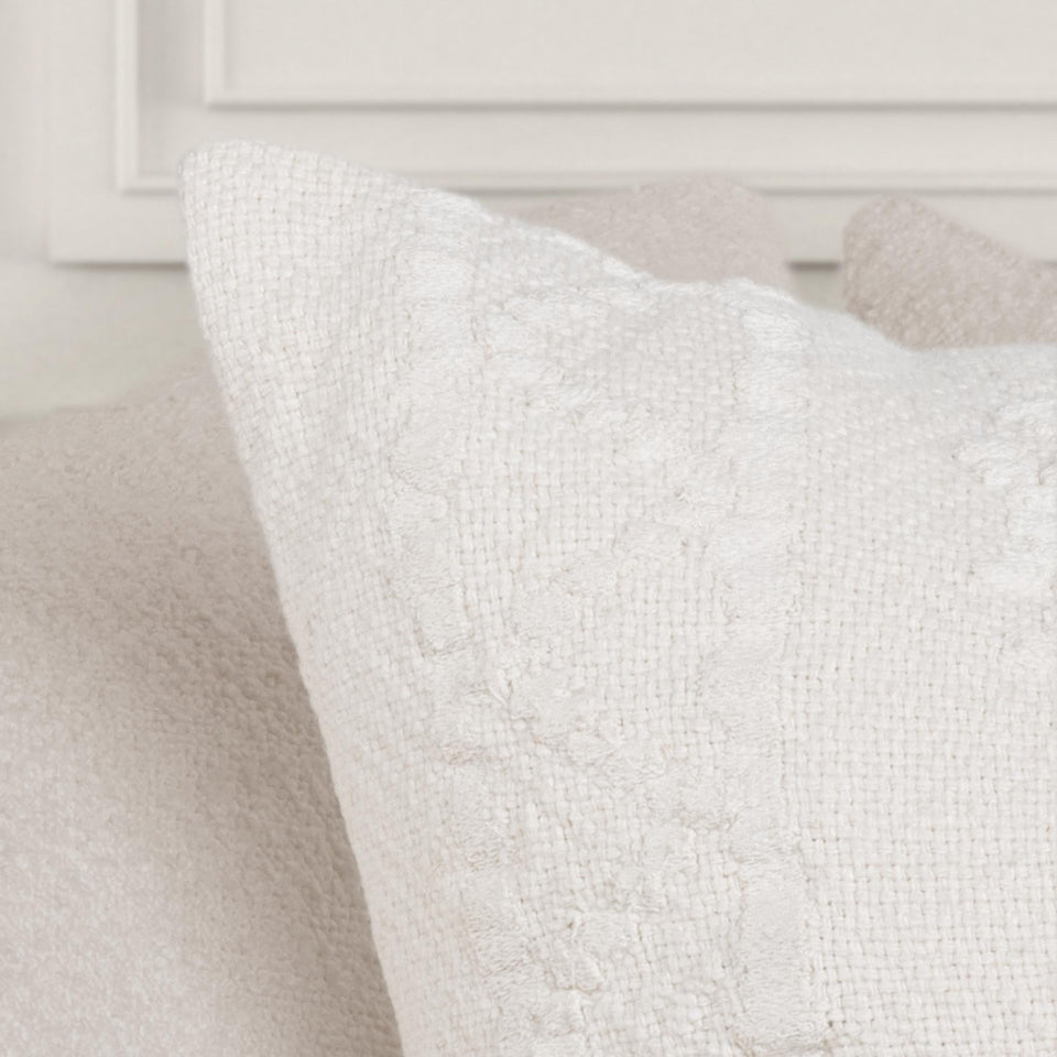 LN Abbey Pillow