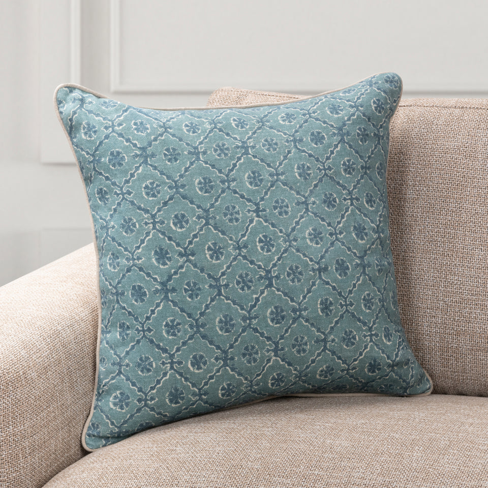 RL Bromley Pillow