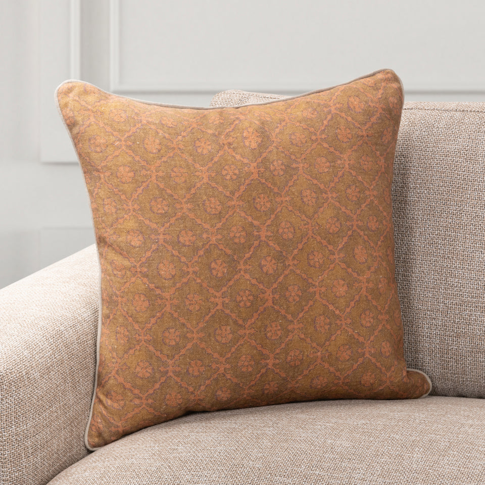RL Bromley Pillow