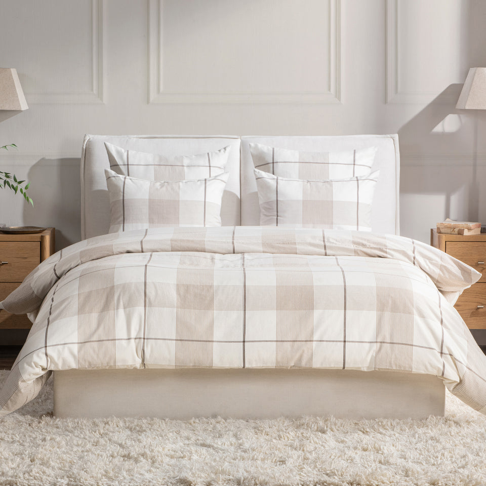 Hanson Duvet Collection