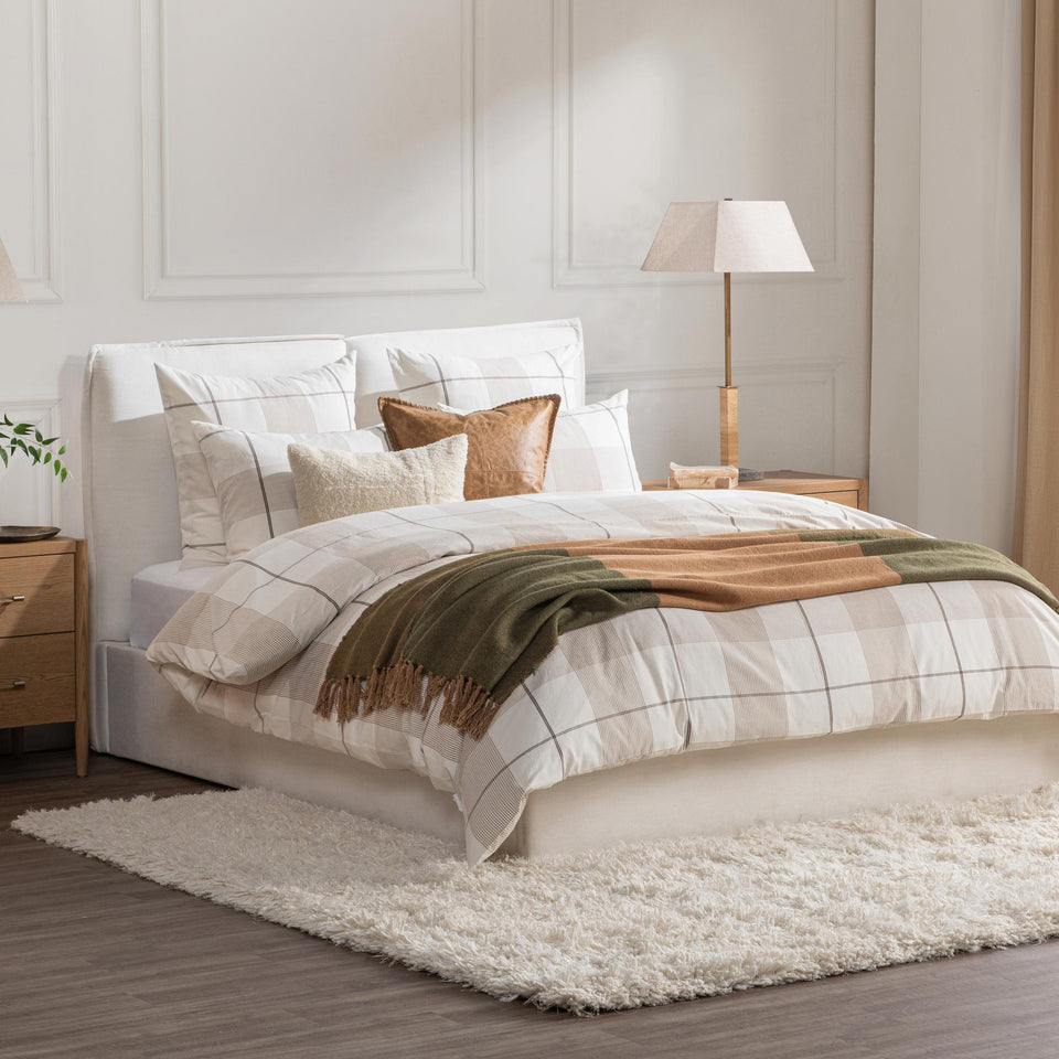 Hanson Duvet Collection