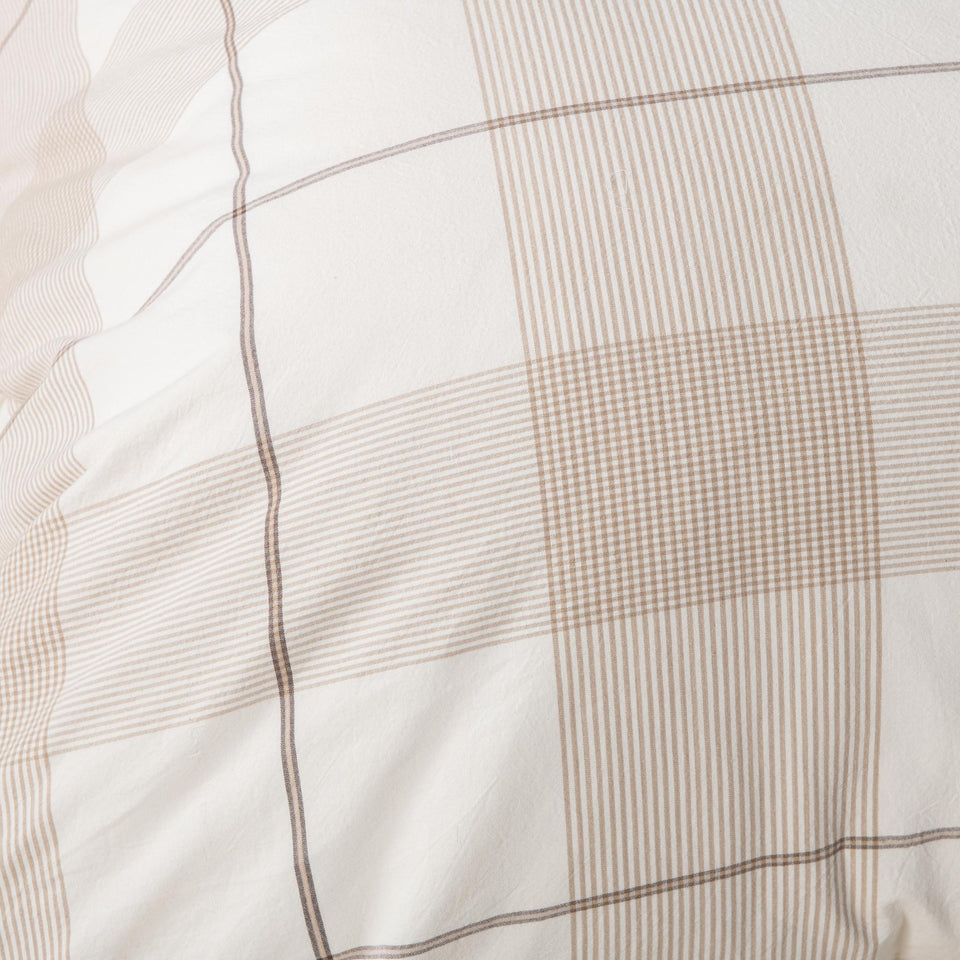 Hanson Duvet Collection