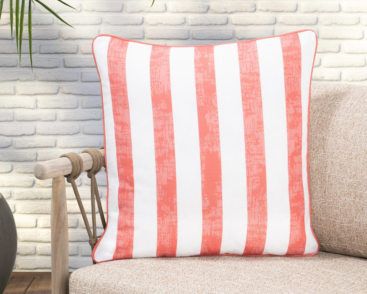 Indoor/Outdoor Milton Pillow