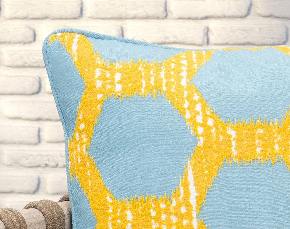 Indoor/Outdoor Gaines Pillow