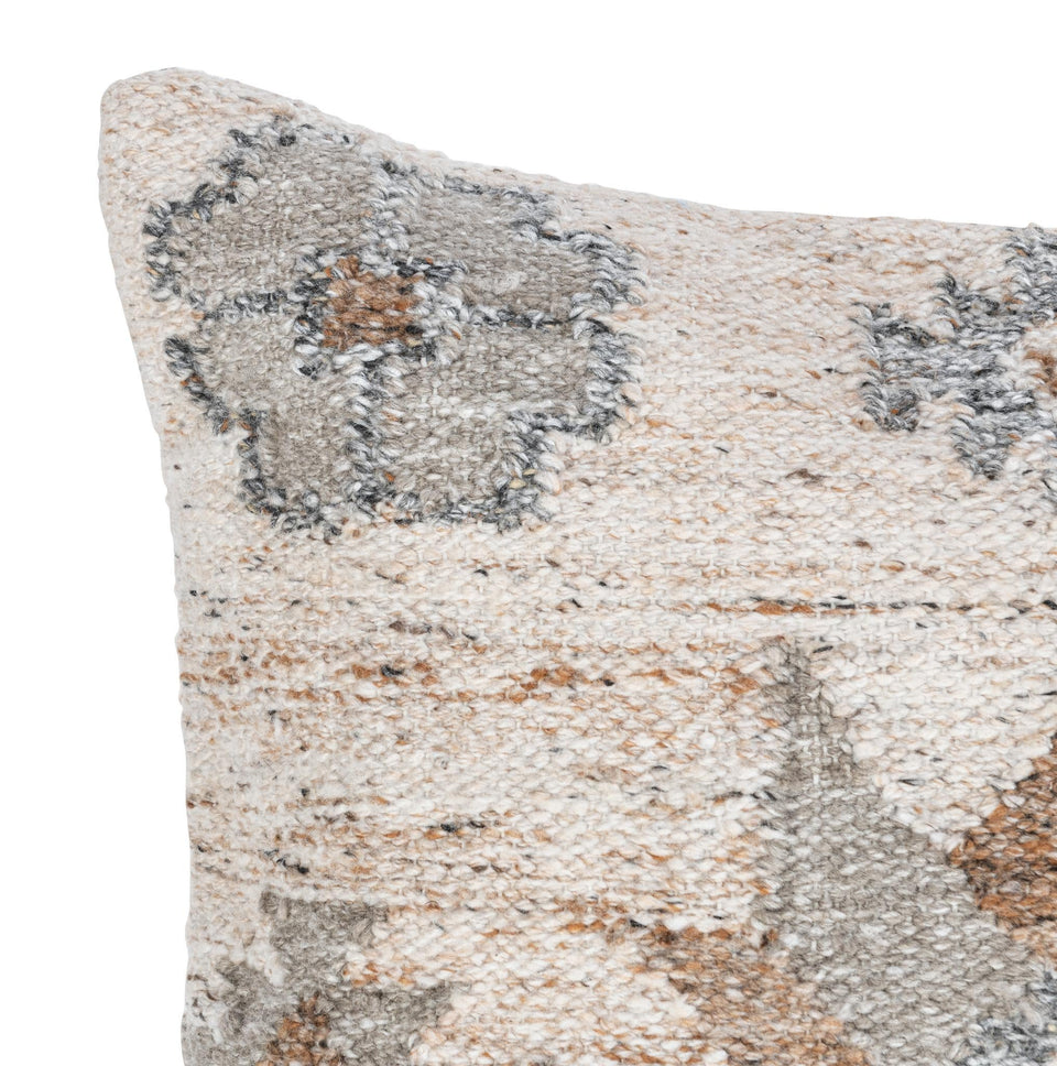 Performance Ardeth Pillow