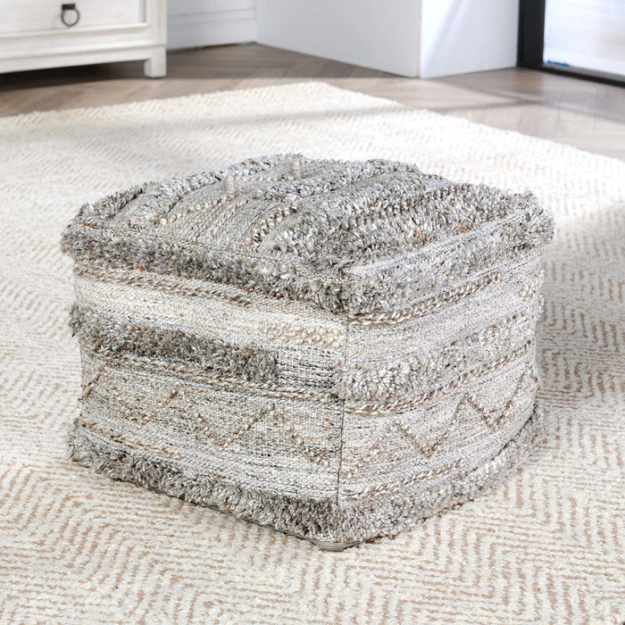 Performance Fallon Pouf