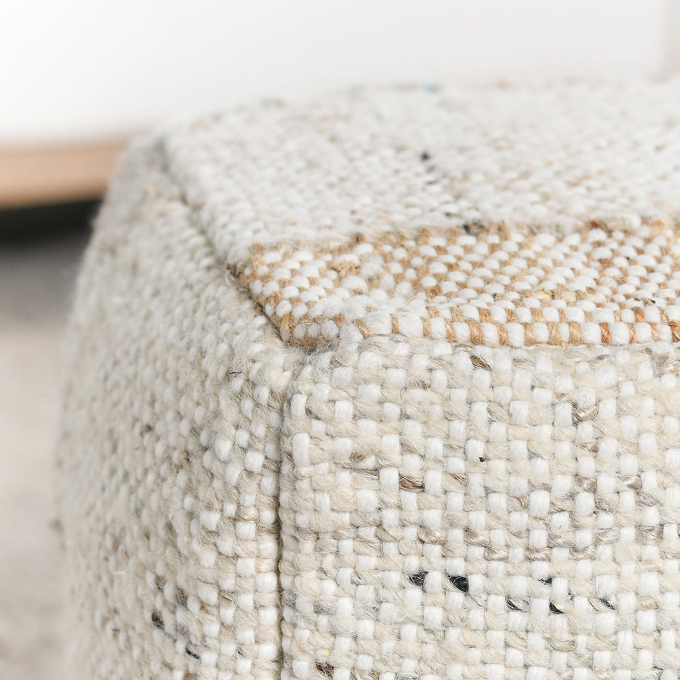 Ritsa Pouf